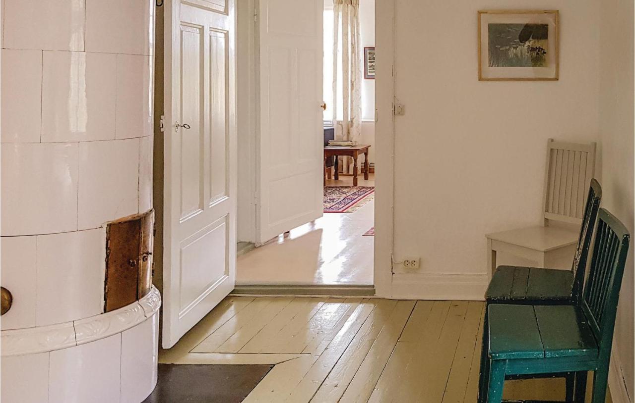 Nice Home In Mantorp With Kitchen Extérieur photo